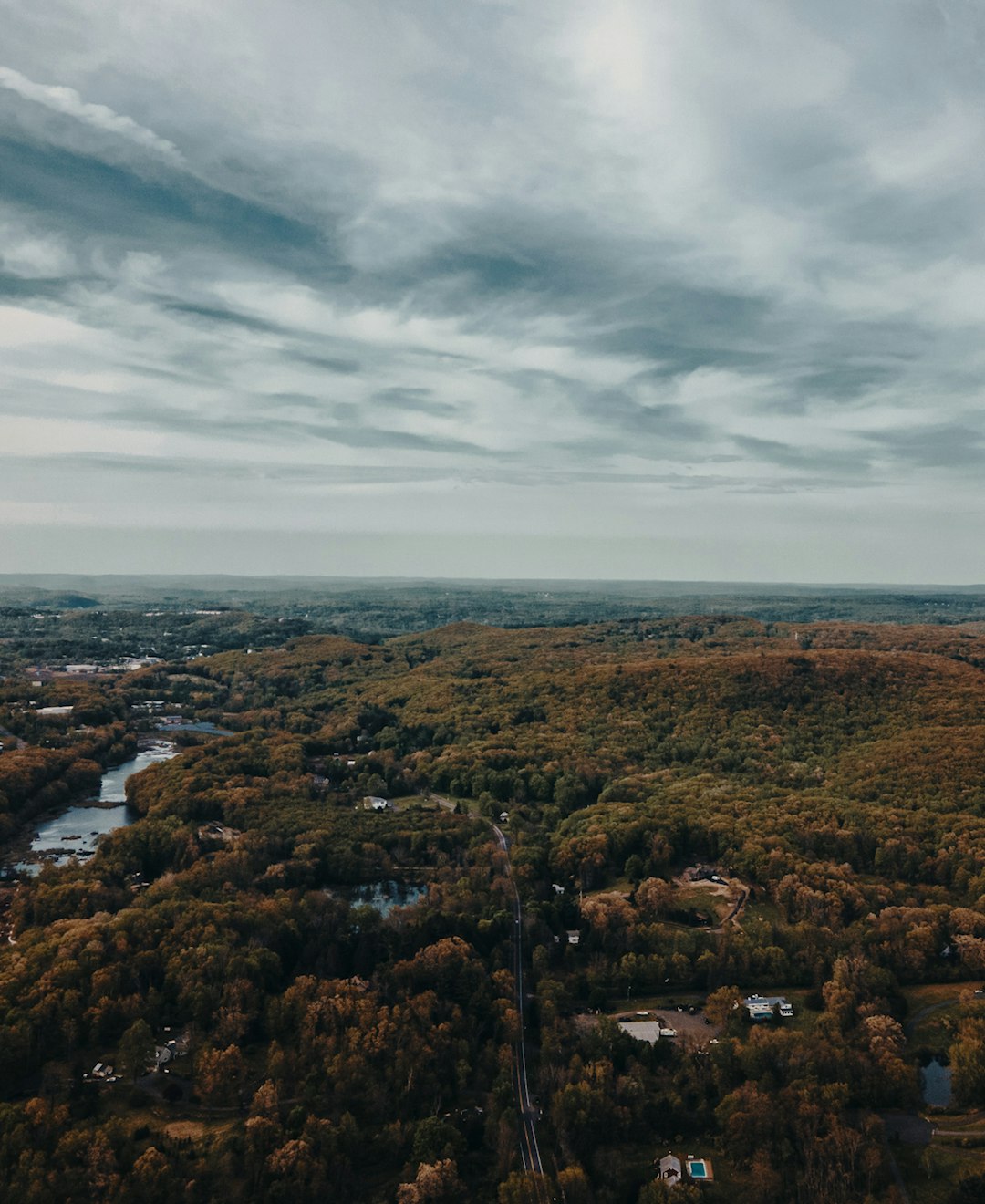 What is the best technique for advertising and marketing Wisconsin land to potential customers?